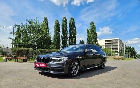 BMW 5 серия, 2019 год, 3 680 000 рублей, 9 фотография