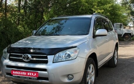 Toyota RAV4, 2006 год, 1 300 000 рублей, 2 фотография