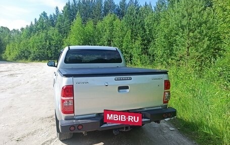 Toyota Hilux VII, 2013 год, 2 200 000 рублей, 4 фотография