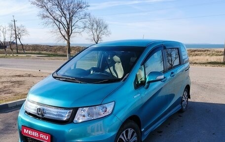 Honda Freed I, 2012 год, 1 270 000 рублей, 1 фотография