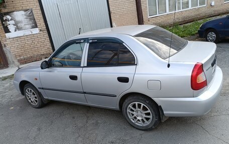 Hyundai Accent II, 2005 год, 290 000 рублей, 3 фотография