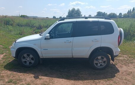 Chevrolet Niva I рестайлинг, 2012 год, 520 000 рублей, 8 фотография