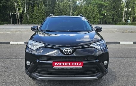 Toyota RAV4, 2017 год, 2 565 000 рублей, 3 фотография