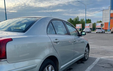 Toyota Avensis III рестайлинг, 2007 год, 970 000 рублей, 2 фотография