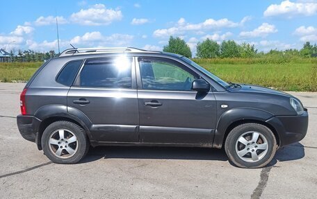 Hyundai Tucson III, 2006 год, 655 000 рублей, 4 фотография