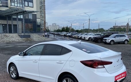 Hyundai Elantra VI рестайлинг, 2019 год, 2 070 000 рублей, 6 фотография