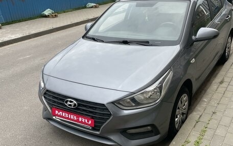 Hyundai Solaris II рестайлинг, 2019 год, 1 550 000 рублей, 3 фотография