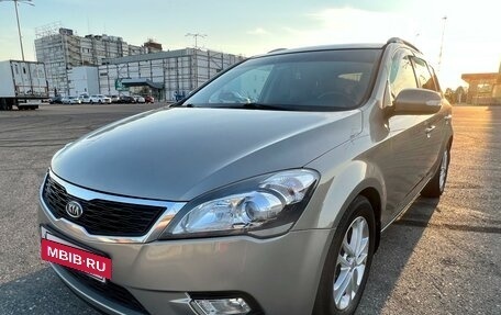 KIA cee'd I рестайлинг, 2010 год, 865 000 рублей, 18 фотография