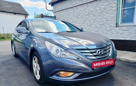 Hyundai Sonata VI, 2011 год, 1 230 000 рублей, 3 фотография