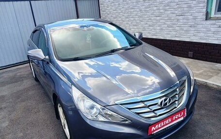 Hyundai Sonata VI, 2011 год, 1 230 000 рублей, 5 фотография