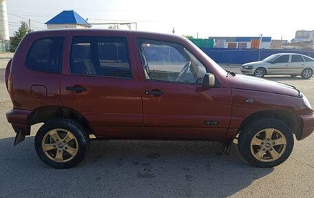 Chevrolet Niva I рестайлинг, 2004 год, 399 000 рублей, 3 фотография