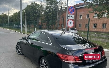 Mercedes-Benz E-Класс, 2013 год, 1 950 000 рублей, 4 фотография