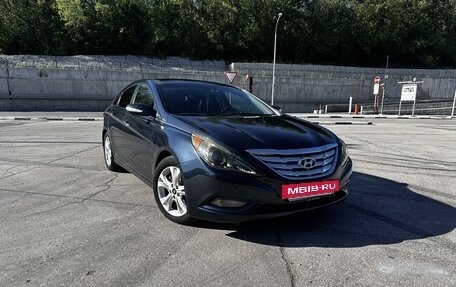 Hyundai Sonata VI, 2011 год, 1 300 000 рублей, 3 фотография