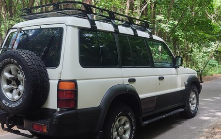 Mitsubishi Pajero III рестайлинг, 1995 год, 750 000 рублей, 6 фотография