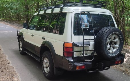 Mitsubishi Pajero III рестайлинг, 1995 год, 750 000 рублей, 8 фотография