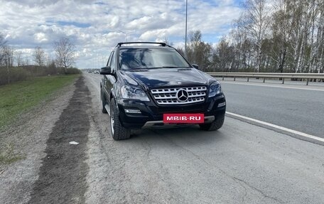 Mercedes-Benz M-Класс, 2009 год, 1 880 000 рублей, 2 фотография