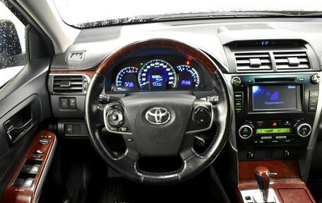 Toyota Camry, 2012 год, 1 590 000 рублей, 6 фотография