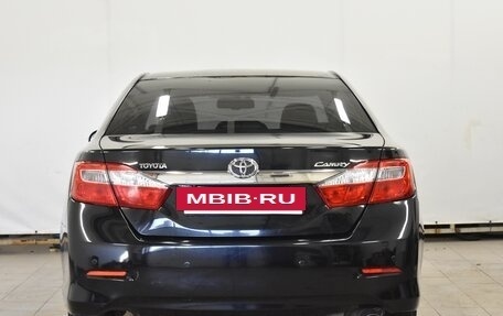 Toyota Camry, 2012 год, 1 590 000 рублей, 4 фотография