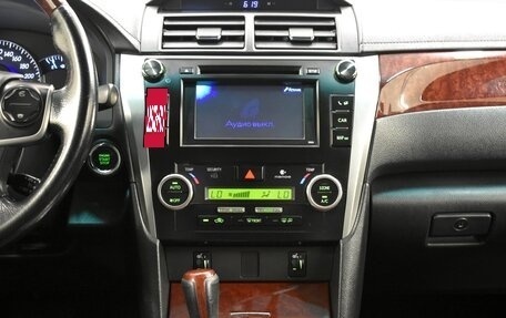 Toyota Camry, 2012 год, 1 590 000 рублей, 10 фотография