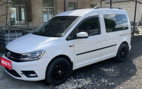 Volkswagen Caddy IV, 2015 год, 1 550 000 рублей, 1 фотография