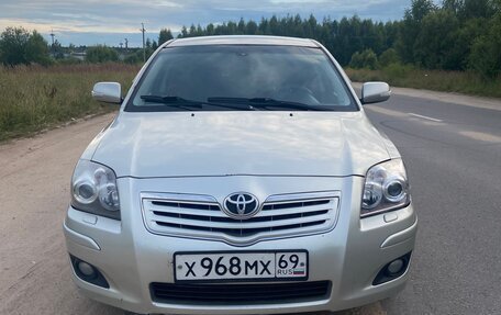 Toyota Avensis III рестайлинг, 2008 год, 780 000 рублей, 1 фотография