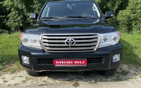 Toyota Land Cruiser 200, 2013 год, 4 400 000 рублей, 2 фотография