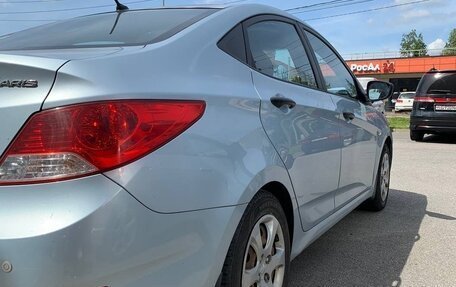 Hyundai Solaris II рестайлинг, 2011 год, 1 000 000 рублей, 3 фотография