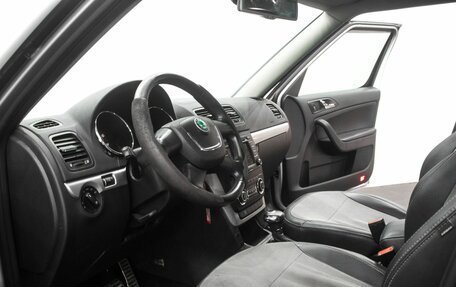 Skoda Yeti I рестайлинг, 2012 год, 1 119 000 рублей, 5 фотография