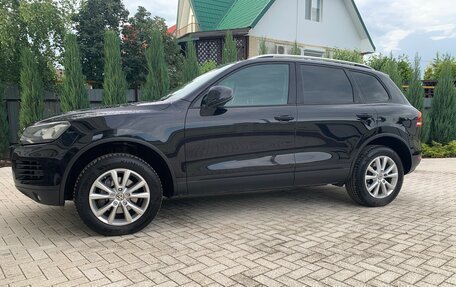 Volkswagen Touareg III, 2013 год, 2 950 000 рублей, 3 фотография