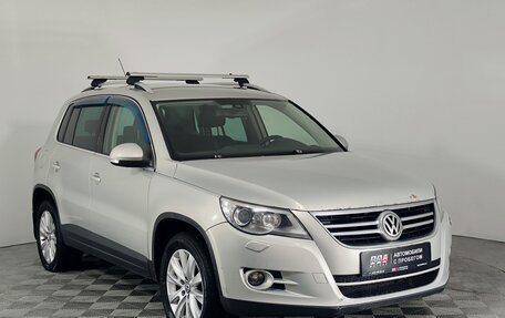 Volkswagen Tiguan I, 2010 год, 899 000 рублей, 3 фотография