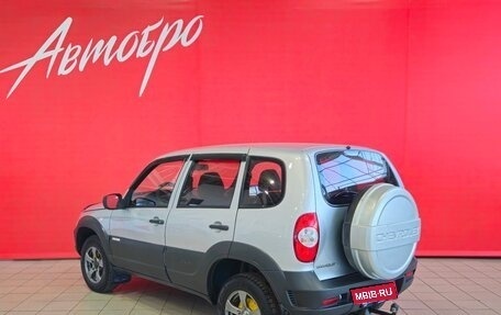 Chevrolet Niva I рестайлинг, 2011 год, 465 000 рублей, 3 фотография