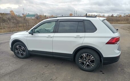 Volkswagen Tiguan II, 2017 год, 1 750 000 рублей, 3 фотография