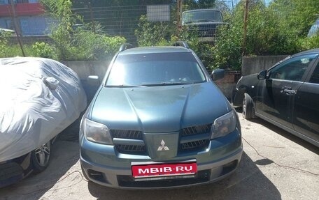 Mitsubishi Outlander III рестайлинг 3, 2005 год, 480 000 рублей, 1 фотография