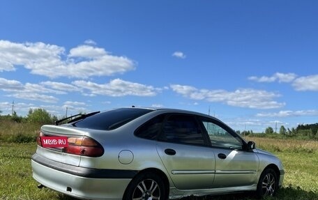 Renault Laguna II, 2000 год, 150 000 рублей, 5 фотография