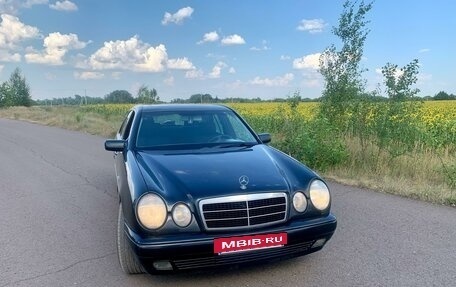 Mercedes-Benz E-Класс, 1999 год, 420 000 рублей, 3 фотография