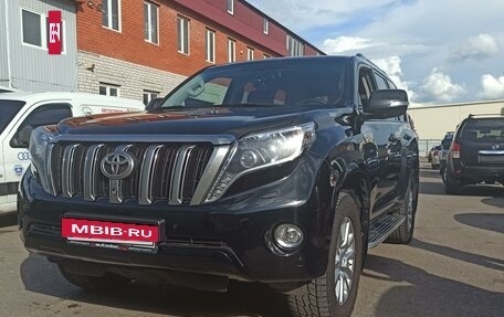 Toyota Land Cruiser Prado 150 рестайлинг 2, 2017 год, 4 300 000 рублей, 9 фотография