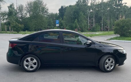 KIA Cerato III, 2010 год, 1 000 000 рублей, 5 фотография