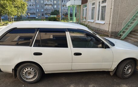 Toyota Corolla, 2000 год, 300 000 рублей, 3 фотография