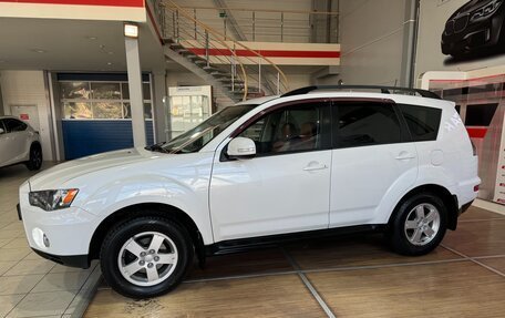 Mitsubishi Outlander III рестайлинг 3, 2011 год, 1 249 000 рублей, 8 фотография