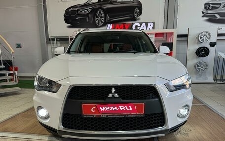 Mitsubishi Outlander III рестайлинг 3, 2011 год, 1 249 000 рублей, 11 фотография