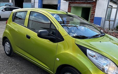 Chevrolet Spark III, 2013 год, 650 000 рублей, 2 фотография