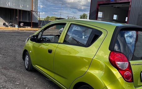 Chevrolet Spark III, 2013 год, 650 000 рублей, 5 фотография