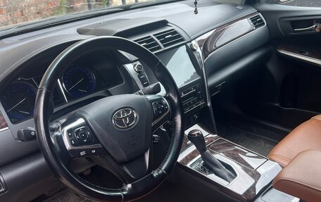 Toyota Camry, 2017 год, 2 880 000 рублей, 6 фотография