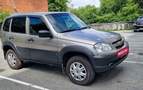 Chevrolet Niva I рестайлинг, 2019 год, 830 000 рублей, 2 фотография