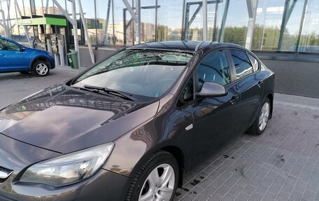 Opel Astra J, 2013 год, 1 150 000 рублей, 6 фотография