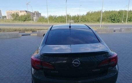 Opel Astra J, 2013 год, 1 150 000 рублей, 4 фотография