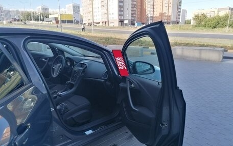 Opel Astra J, 2013 год, 1 150 000 рублей, 11 фотография