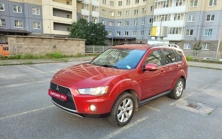 Mitsubishi Outlander III рестайлинг 3, 2011 год, 1 200 000 рублей, 1 фотография