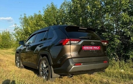 Toyota RAV4, 2020 год, 4 400 000 рублей, 6 фотография