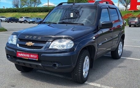 Chevrolet Niva I рестайлинг, 2015 год, 649 000 рублей, 1 фотография